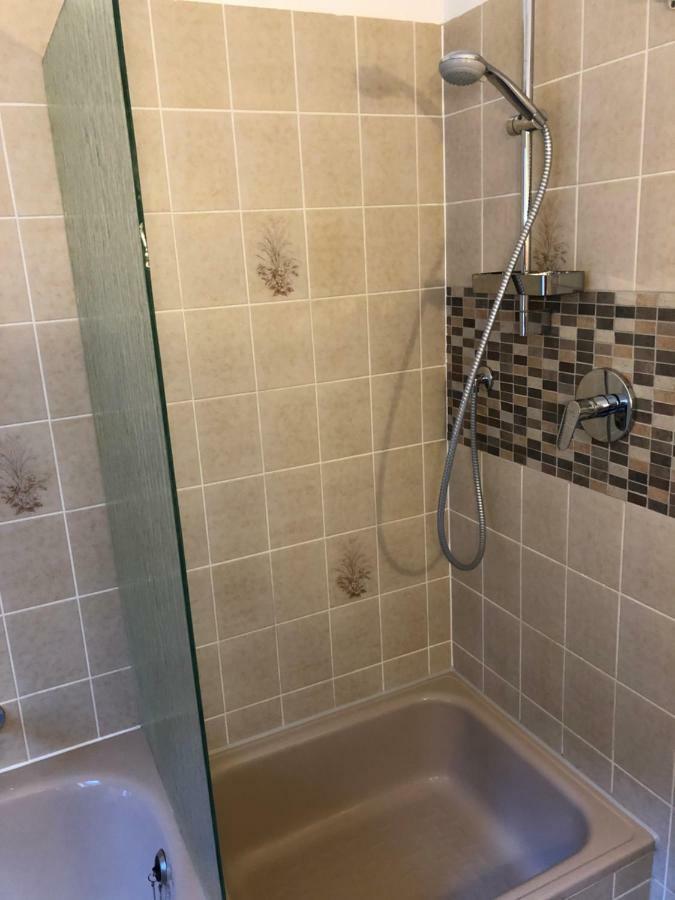 Ferienwohnung "Am Ochsentor" Andernach Exterior foto